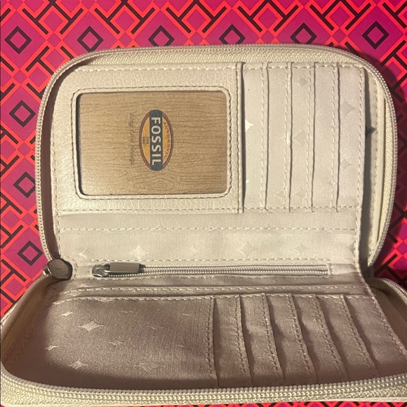 Floral Patchwork Wallet - Picture 2 of 6